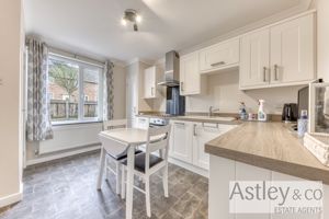 kitchen- click for photo gallery